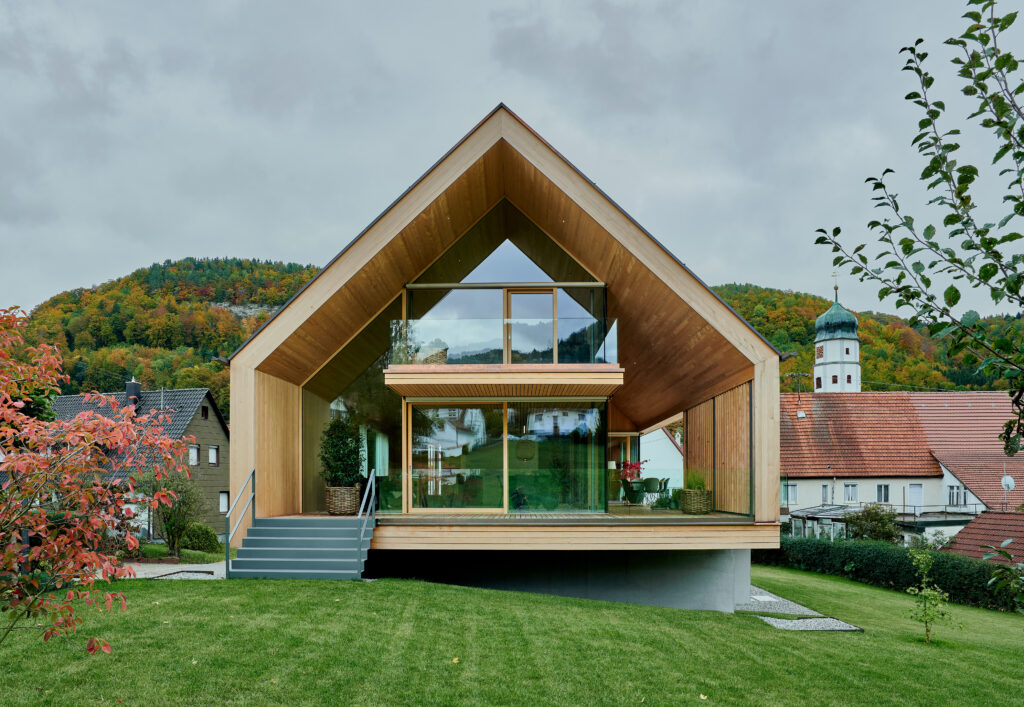 018_DMF1883_srgb_klein